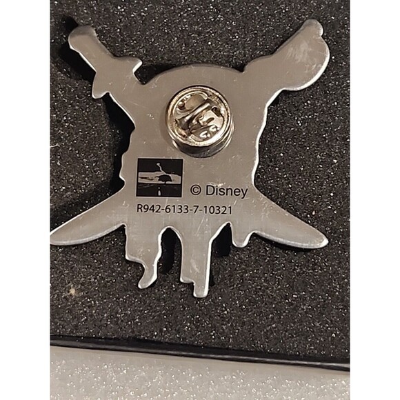 Disney  Pirates of Caribbean On Stranger Tides Movie Premier Theater Promo Pin - Picture 8 of 9